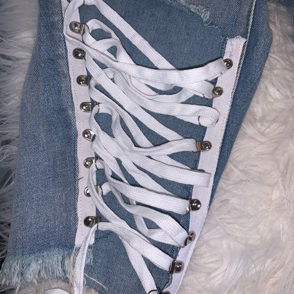 Fashionnova Bermuda shorts - Picture 3 of 5